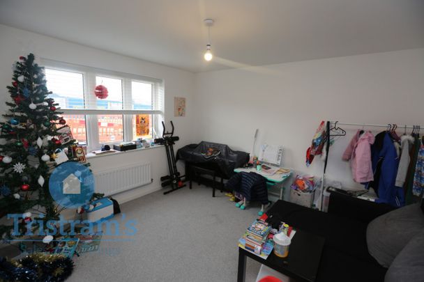 Rose Way, Edwalton - Photo 1