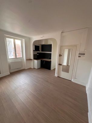 Location Appartement 1 pièce 24m² FONTENAY TRESIGNY 77610 - Photo 1