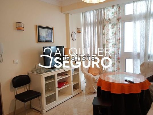 Alquiler de piso en Calle Begoñana - Photo 1