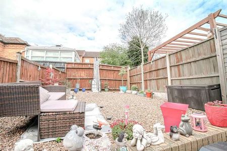 Oulton Close, Woodthorpe View Arnold, Nottingham, NG5 - Photo 2