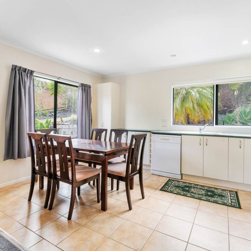 TWO LEVEL/TWO BEDROOMS-WALDORF CRES, OREWA - Photo 1