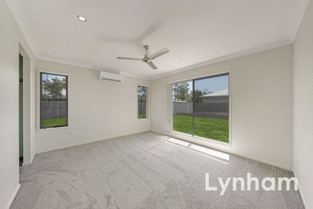 31 Pongamia Parade MOUNT LOW QLD 4818 - Photo 2