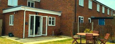 Smart, quiet room, Close to Town Centre - Photo 5