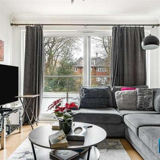 Holders Hill Road, London, NW4 - Photo 1