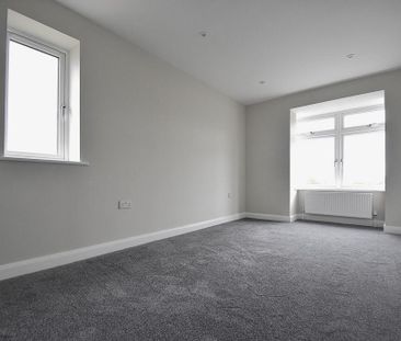 3 bedroom detached house to rent - Photo 3