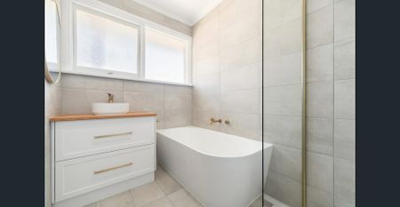 Freshly Renovated 3-Bedroom Home in Prime Frankston Location - Photo 2
