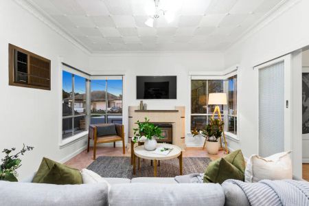 8 Blackmore St, Sunshine North VIC 3020 - Photo 3