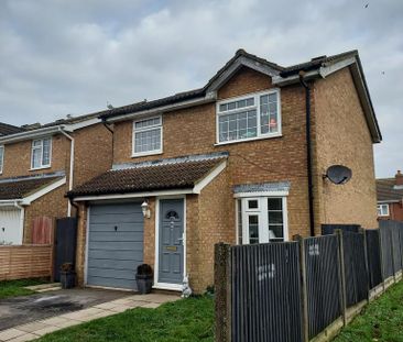 3 bedroom detached house to rent - Photo 2