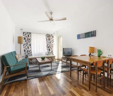 Two bedroom apartment in quiet street - Photo 1