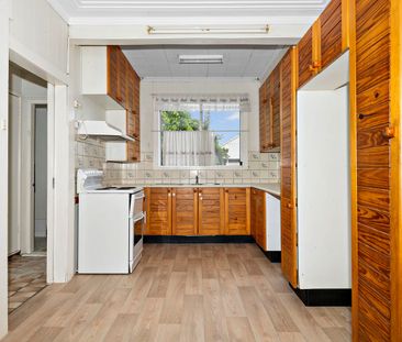 3 Bedroom Home - Photo 2