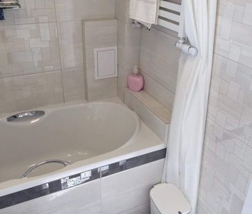 Duża, ładna kawalerka z balkonem - Фото 3