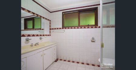 UNIQUE CHARACTER HOME ON SPACIOUS BLOCK - Photo 2