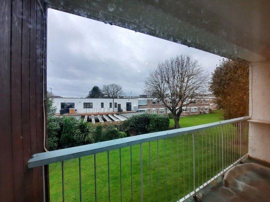 2 bedroom maisonette to rent - Photo 1