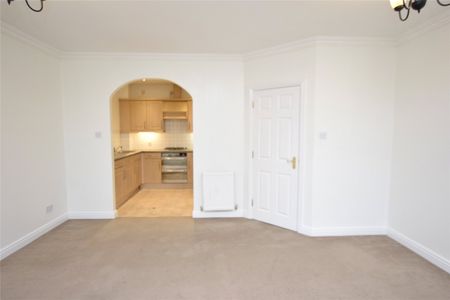 Radcliffe House Mandelbrote Drive, Littlemore, Oxford, OX4 - Photo 2