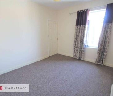 St Johns Crescent, Newport, NP10 - Photo 2