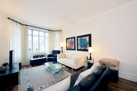 3 bedroom flat to rent - Photo 4