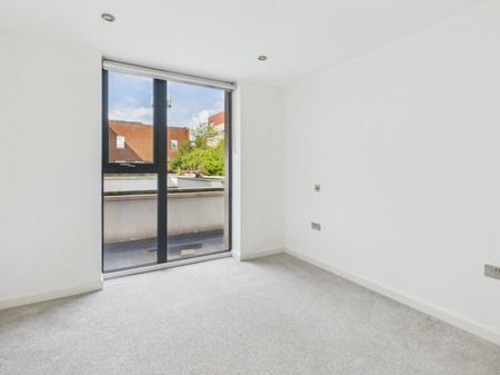 Optimal House, Station Road, Gerrards Cross,SL9 - Photo 3
