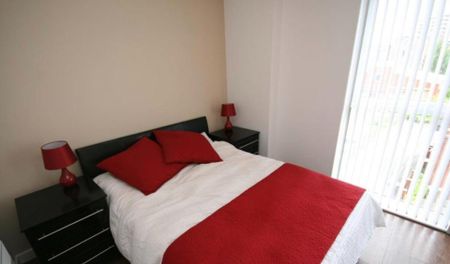 3 Bedroom Apartment To Rent - Photo 3