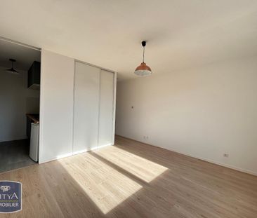 Location Appartement 1 pièce 23m² BORDEAUX 33800 - Photo 3