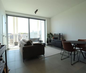 Gemeubeld appartement met autostaanplaats op het Eilandje - Foto 1