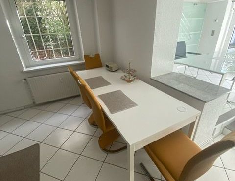 Stadtwohnung mit Terrasse Nähe Flora Köln Linie 16 fußläufig zu erreichen - Foto 1