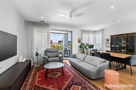 Stunning Home In Family Friendly Location! - Photo 4