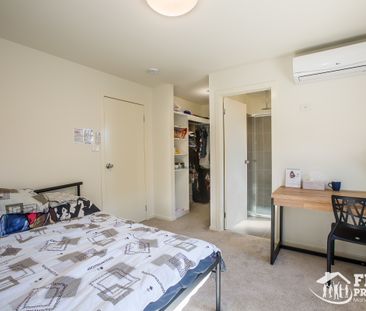 9 Katelyn Court, WAURN PONDS VIC 3216 - Photo 4