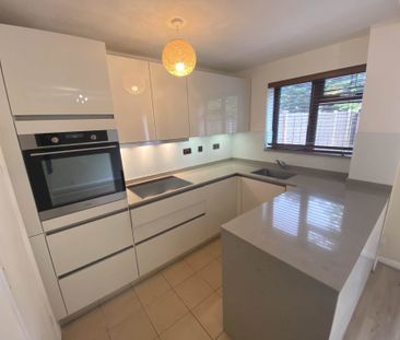 Price £1,375 pcm - Available 23/01/2026 - Unfurnished - Photo 5