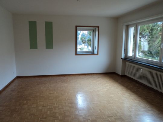 4-Zimmerwohnung mit 2 Balkonen auf dem Bruderholz - Photo 1