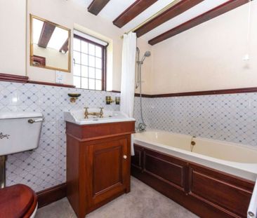 3 bedroom apartment with garage with excellent communal facilities ... - Photo 4