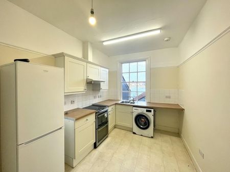 2 bedroom flat to rent - Photo 5