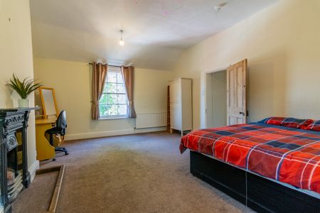 The Cottage, 1 Rawcliffe Lane - Photo 3