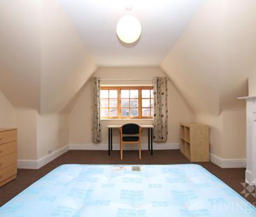 5 bedroom flat to rent - Photo 2