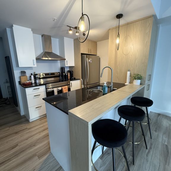 Grand 3 1/2 à Loretteville Au RDC - Photo 1