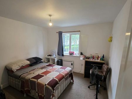 Flat to rent on - Photo 5