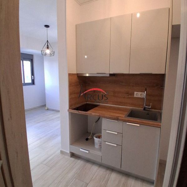Studio/Γκαρσονιέρα για ενοικίαση - Χαριλάου, - Φωτογραφία 1