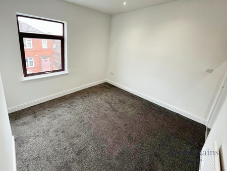 2 bedroom terraced house to rent - Photo 3