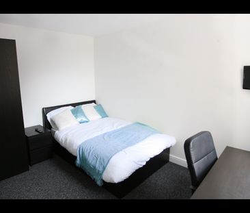 5 Bed Terraced House, Langton Road, L15 - Photo 3