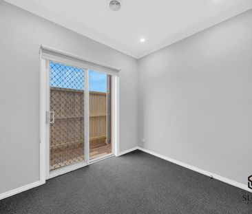 BRAND NEW 4 Bedroom Home! - Photo 2