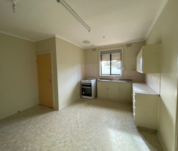 To register & apply for this property, please use this link: https:... - Photo 1