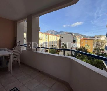 Deux pièces meublé avec terrasse, au quatrième étage d'un immeuble ... - Photo 1