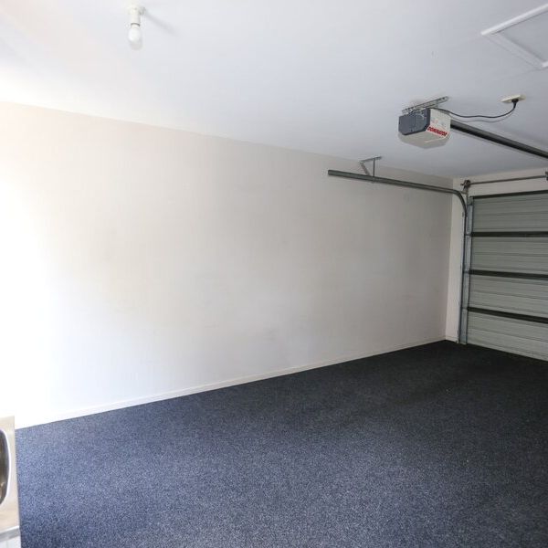 St Martins – two bedrooms, internal access garage, double glazing. - Photo 1