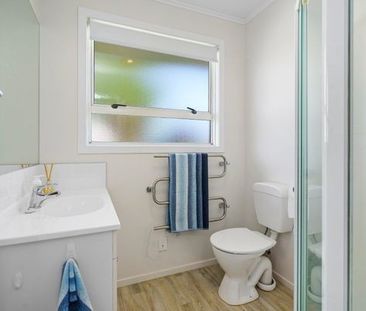 Beautiful, Two Bedroom Unit In Popular Cambridge East - Photo 6