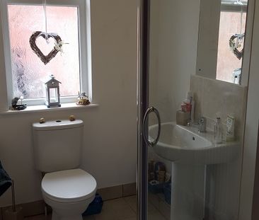 Woodfield Street, Morriston, SA6 8AL - Photo 4