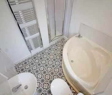 Chesham Road, Chesham, BL9 - Photo 4