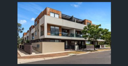 Ultimate location and lifestyle - Photo 2