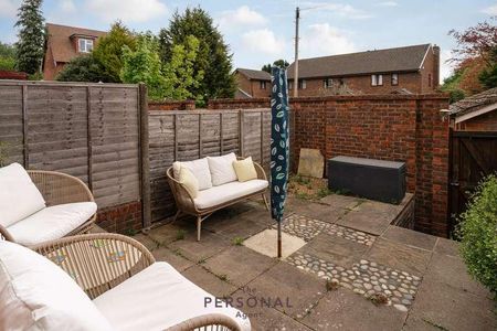 Walton Street, Walton On The Hill, KT20 - Photo 5