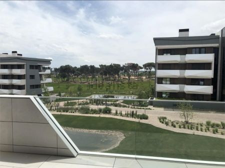 Piso de alquiler en Avenida Avenida de Luis García Cereceda, 5, Prado de Somoaguas - Photo 4