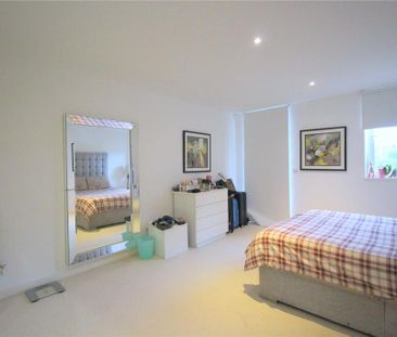3 bedroom flat to rent - Photo 4