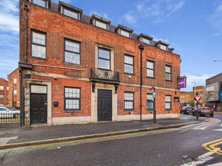 1 bedroom in a house share to rent - Photo 5